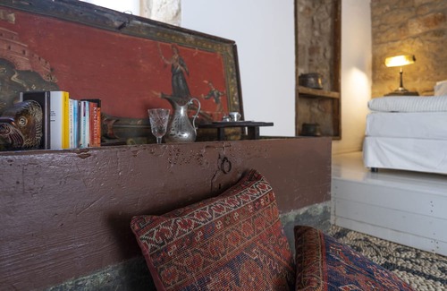 Lindos Cabina | Boho style luxury lodge with private courtyard in the heart of Lindos.