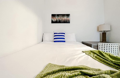 Springfield Apartamento | Sleepover: Unforgettable 1BD/1BA- Downtown Springfield