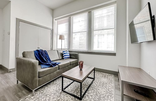 Springfield Apartamento | Sleepover: Unforgettable 1BD/1BA- Downtown Springfield