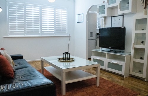 North End Apartamento | Charming 2-Bed Fully Furnished Apartment in London