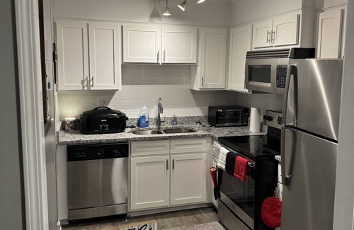 Raleigh Apartamento | 5 Minutes from Crabtree valley mall and wake med