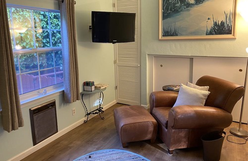 Hatton Fields Cabaña | Charming Carmel Getaway