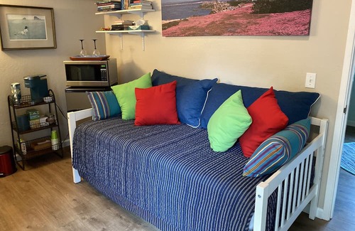 Hatton Fields Cabaña | Charming Carmel Getaway