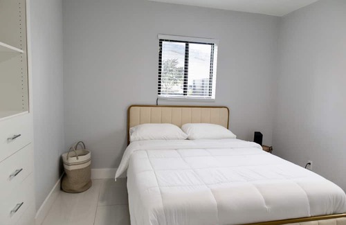 Hialeah Casa | Zen Gem Home