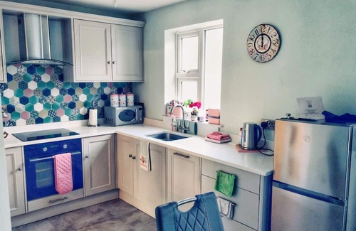 Drogheda Casa | Cozy 1-bedroom in charming house with WiFi