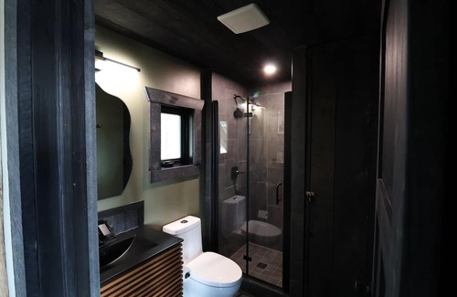 Ironton Cabina | Dragonfly Cabin | Ironton Island