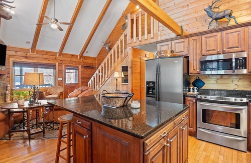 Houston Casa | Smith Lake Getaway - Tranquil property on quiet cove