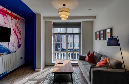 Southport Apartamento | Renaissance 6: 1 BR in Southport's Premier Block