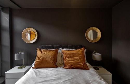 Southport Apartamento | Renaissance 7: 1 BR in Southport's Premier Block