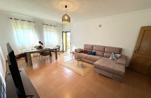 Branqueira Condominio | Stunning 2 Bedroom Flat With Swimming Pool in Albufeira - 5 min From the Beach!