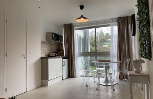 Longjumeau Apartamento | Beautiful apartment near Paris / Orly / RER C