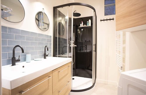 Republique–Point-du-Jour Apartamento | Nice 53 m² near city center