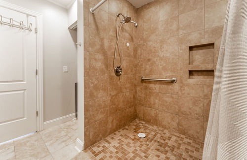 Old Village Casa | 3 BR with private pool close to beaches