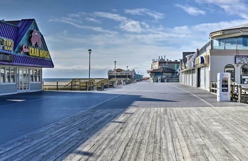 Point Pleasant Apartamento | 1 Mile to Point Pleasant Boardwalk and .5 mile to Charlie's of Bay Head!