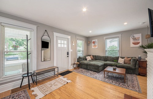 Grandville Casa | Cozy First Floor Apartment