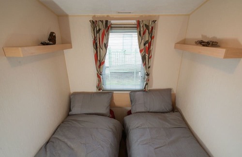 Winestead Chalet De Esquí | Inviting 3-Bed Caravan on Sand Le Mere, Tunstall