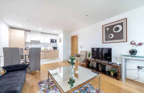 Vauxhall Apartamento | St Georges Terrace