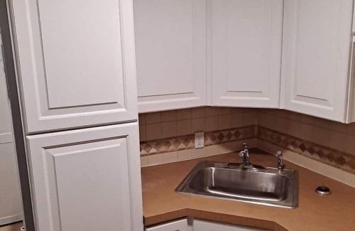 Prides Crossing Cabaña | Cabana across from the ocean! Beautiful brick, detached, one bedroom cottage
