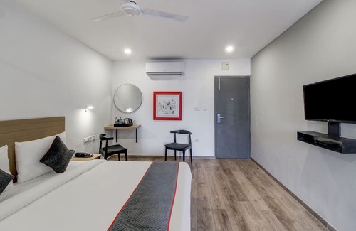 Champapet Casa | Super OYO Townhouse RCC Majestic 397
