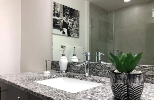Doral Apartamento | Brand New Studio Great location