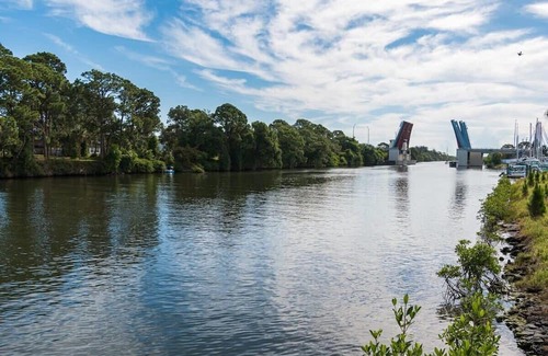 Merritt Island Casa | Cape Crossing Resort & Marina
