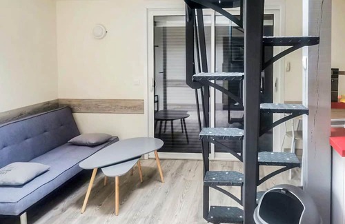 Crouzilles Casa | 2 bedroom accommodation in Crouzilles