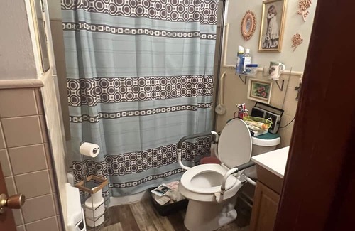 Greenville Casa | House for Rent for Eclipse Weekend - Available Thursday - Tuesday