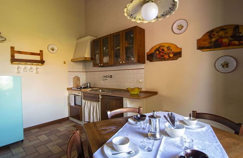 Stabbia Apartamento | Lovely apartment for 4 people with WIFI, pool, A/C, TV, patio, panoramic view and parking