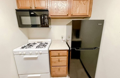 Des Moines Apartamento | Sleepover: Homey 1BD/1BA - Des Moines