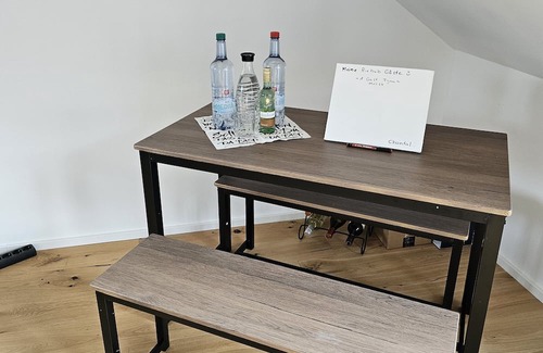 Braunsfeld Apartamento | Zentrale, Ruhig, Helle 55qm Ferienwohnung ab 1 N ~ DG