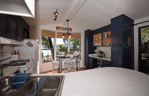 Kelseyville Casa | Stay on the Lake! Private Boat Launch and boat slip Three Bedroom One bathroom