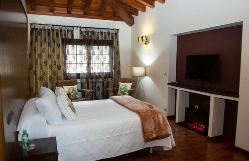 Sotillo del Rincon Casa | El Valle Hotel Tiene Mucho Encanto en una de las Zonas más Bonitas de Soria