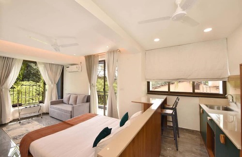 Alto de Porvorim Apartamento | Entire Luxury Studio in North Goa -with Breakfast