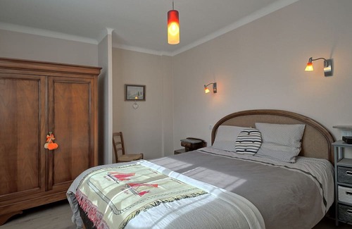 Vannes Apartamento | Beautiful apartment for 4 people with WIFI, TV, pets allowed and parking