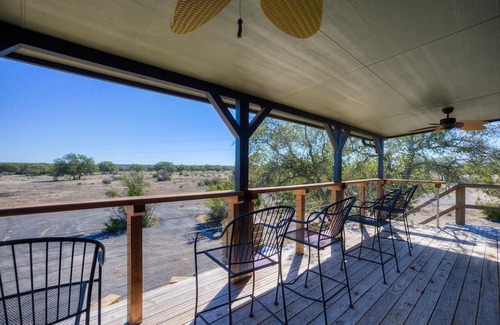 Telegraph Casa | Exclusive 500 Acre High Fenced Ranch, Awesome Big Sky Views, Total Eclipse