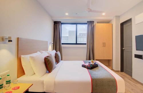 Hinjawadi Casa | Super OYO Townhouse 127 Alpha