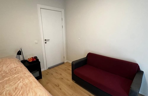 Jacht Apartamento | Cozy Private Room in a Shared Apartment