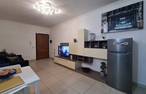 Rome Province Casa | Holiday Home 'Rooms and Comfort Apartment' with Shared Garden, Wi-Fi and Air Conditioning