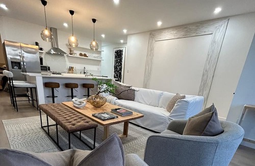 West Bronx Apartamento | Luxury OneBed Unit
