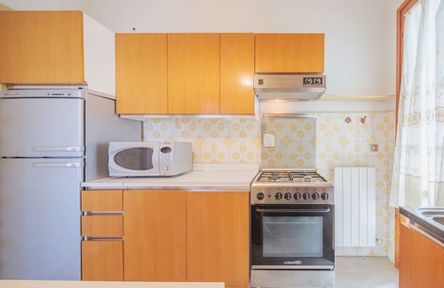 Ex Campo d'Aviazione Apartamento | Lovely apartment for 5 people with A/C, TV and balcony