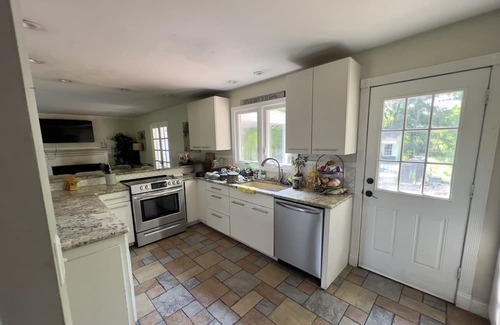 Red Oaks Mill Casa | Private Home with Inground Pool on 3 Acres.