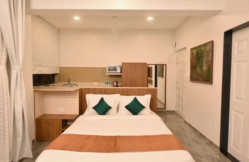 Alto de Porvorim Apartamento | Entire Classic Studio in North Goa -with Breakfast