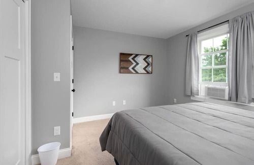 Westbrook Casa | Contemporary Comfort: Game Room & Portland Access