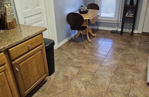 John Ball Park Apartamento | Cozy comfy den near downtown