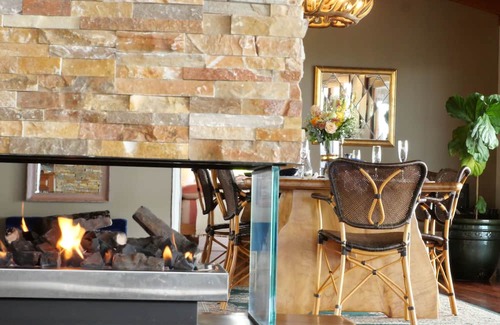 Sarabah Casa | Luxurious Guest Retreat | Gold Coast | Brisbane | Sleeps 10