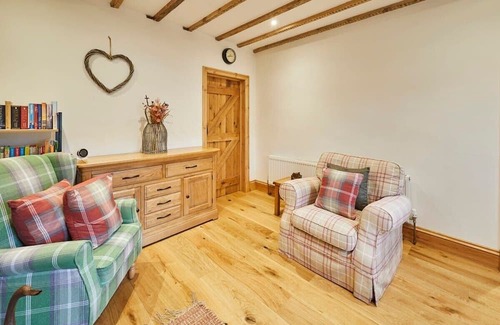 Pickering Casa | Host & Stay | Badger Cottage