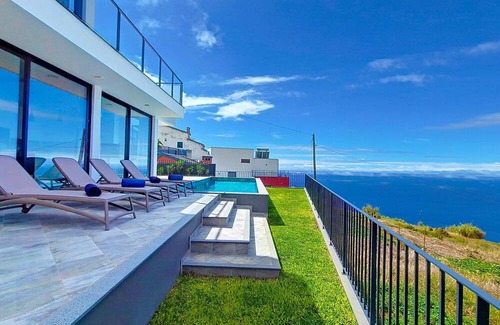Ponta do Sol Casa | Ohana Ocean View by LovelyStay