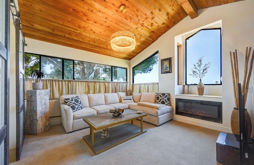 Olde Carlsbad Casa | Upscale Carlsbad Coastal Retreat with Solar Heated Pool-Beach, Lagoon & Legoland