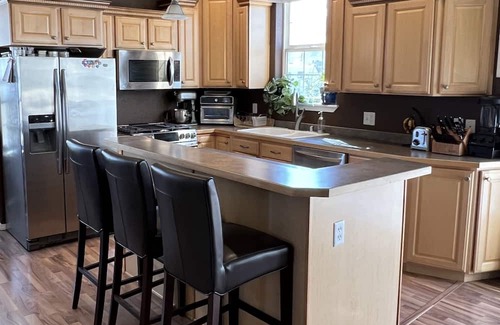 Missoula Casa | Peaceful Home on 1 Acre, where wildlife roams free amidst scenic beauty