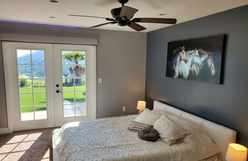 Lake Wohlford Casa | Beautiful luxurious house looking at canyon and mountains, gorgeous sunset.